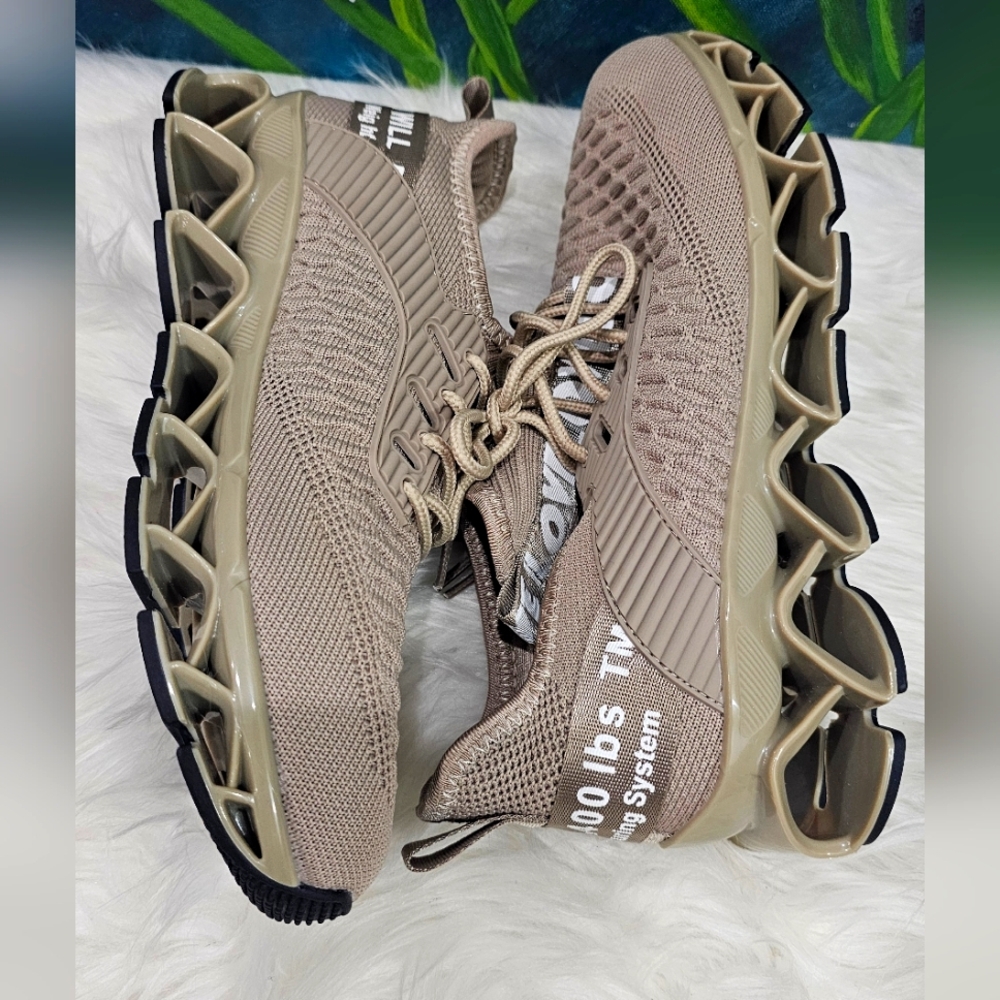 Chopben Running Shoes Blade Non Slip Sneakers Size US 6.5 EUR 39 Khaki